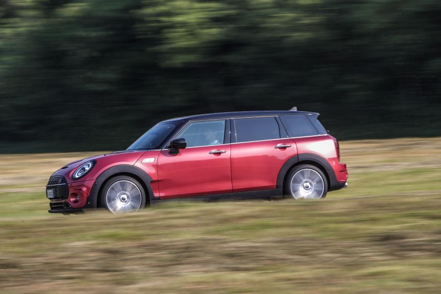  Mini Cooper SD Clubman (F54) 2019 года  (WW) (фото 2 из 42)